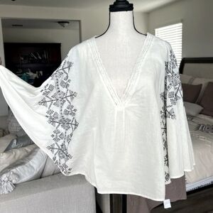 Zara Shirt. Never Worn/ Size M